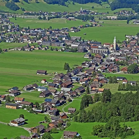 Gaestehaus Graf Apartment Bezau